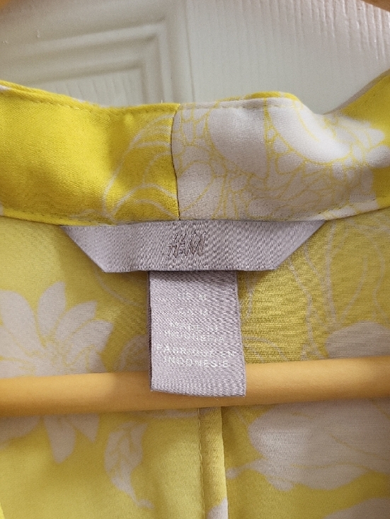 H&M Yellow and Cream Floral Midi Dress - Picture 2 of 5